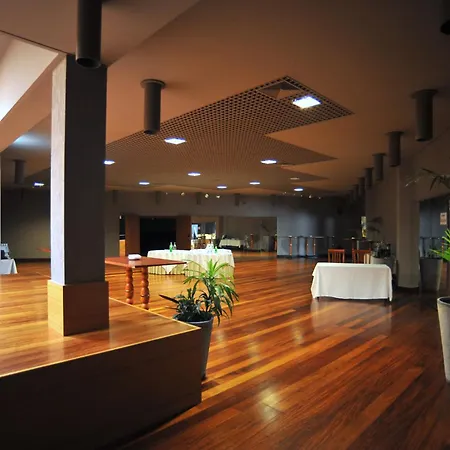 Axis Vermar Conference & Otel 4*