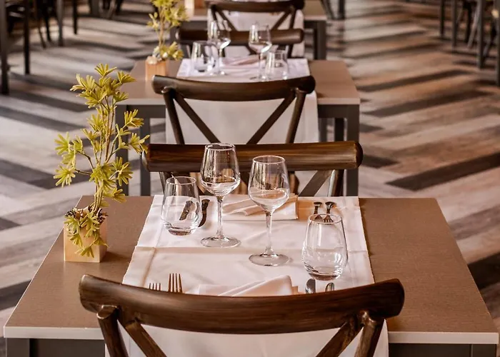 Axis Vermar Conference & Hotel