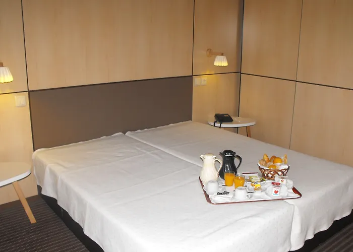 Axis Vermar Conference & 4*