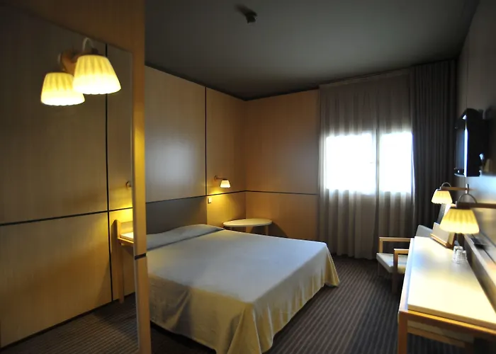 Hotel Axis Vermar Conference &