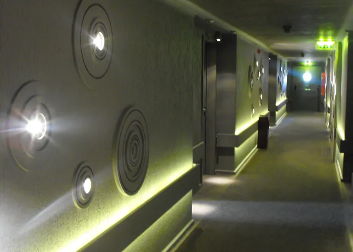 Hotel Axis Vermar Conference &