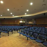 Hotel Axis Vermar Conference & 4*