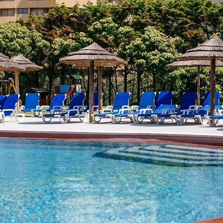 Axis Vermar Conference & Hotel 4*