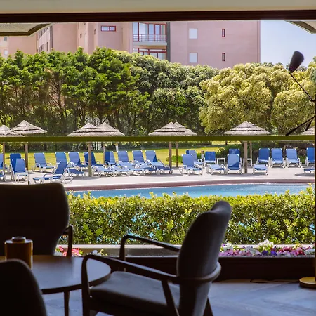 Hotel Axis Vermar Conference &