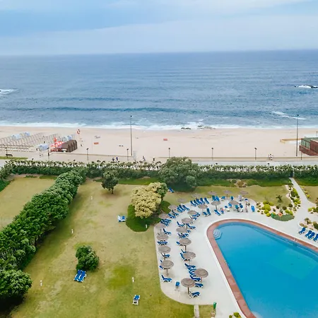Hotel Axis Vermar Conference & 4*