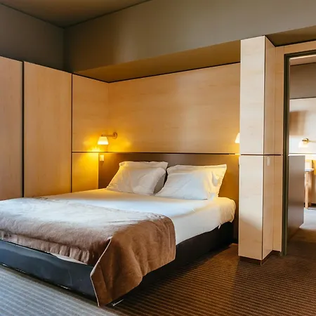 Axis Vermar Conference & Hotel 4*