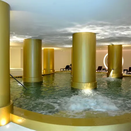 Hotel Axis Vermar Conference &