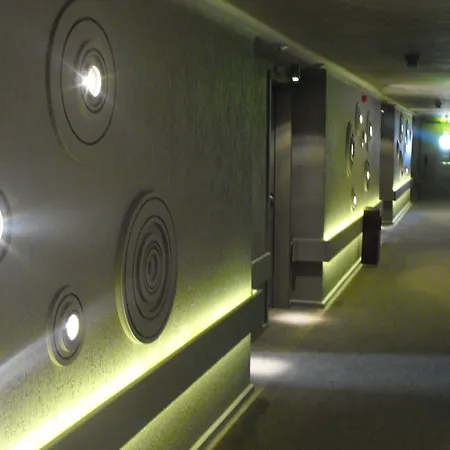 Hotel Axis Vermar Conference &