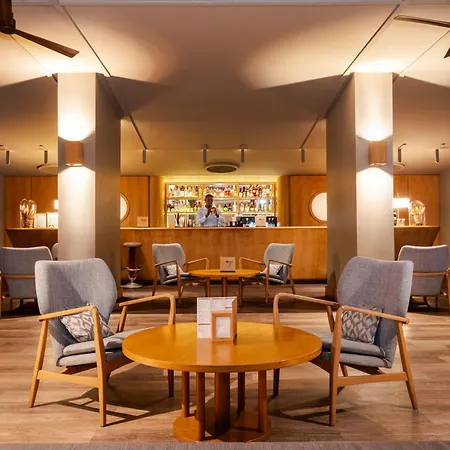 Axis Vermar Conference & Hotel 4*