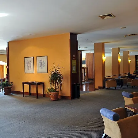 Axis Vermar Conference & 4*