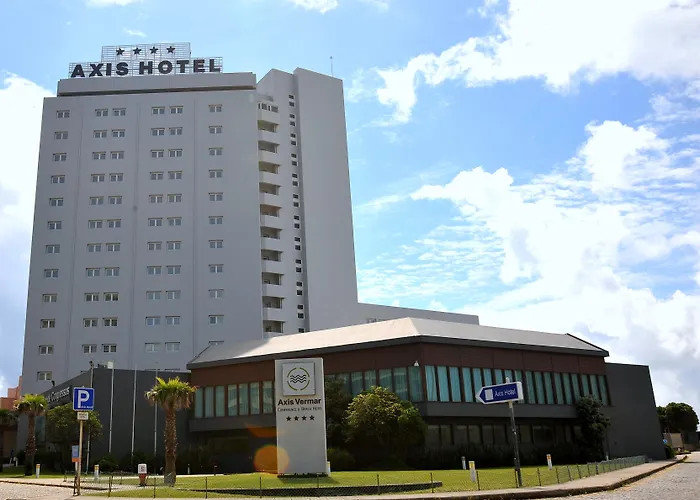 Hotel Axis Vermar Conference & 4*